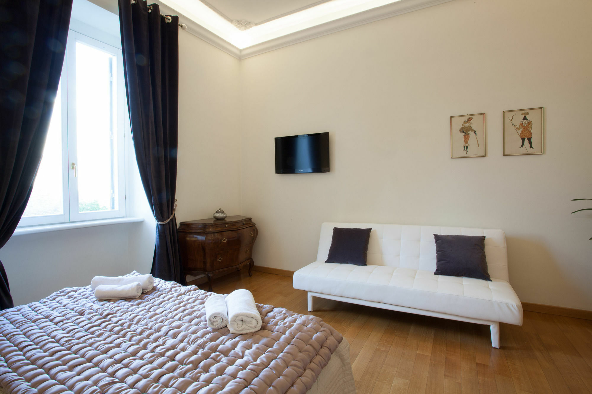 Innsiderome Pensión 3*